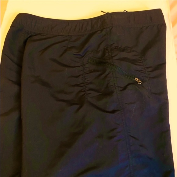 PATAGONIA BLACK BOARD SHORTS SZ 36 INSEAM 10 NYLON - Picture 3 of 7